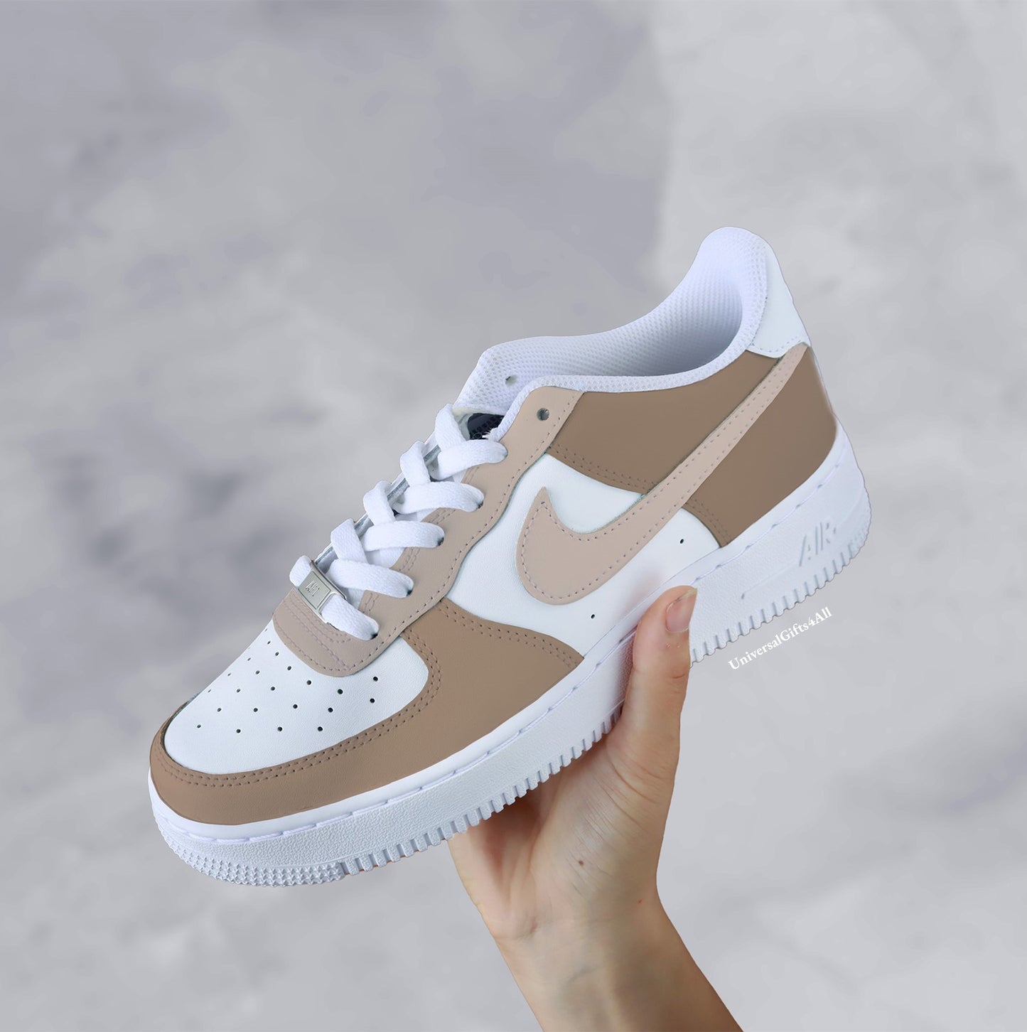 Air Force 1 Cappuccino Beige Custom sneakers, gift for her, earthtones, fashion 2024, verjaardagscadeau, vrouwen, beigetones, frappuchino, latte machiato chocolate.