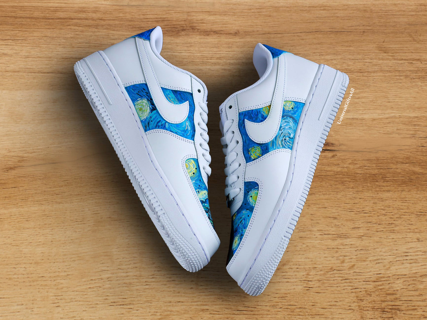 Starry Night - Van Gogh customized sneakers AF1, sneakers voor haar en hem air force 1 blauwe artistieke schoenen, ultiem verjaardagscadeau, swirls vincent op een witte sneaker, sterrenhemel en galaxy