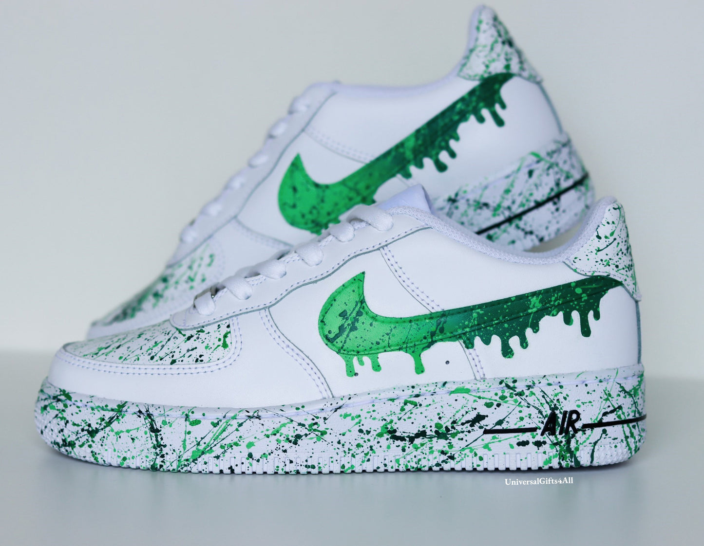 Custom Kelly Green Splatters and drip Air Force 1 sneakers. Nice as Gift. Customized trendy sneakz. Fashion 2024.